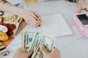 Dolar ve Euro'nun Alış-Satış Fiyatları Açıklandı